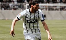 九游娱乐地址-纽伦堡门将高光表现获得赞誉，德甲守门员之王崛起的简单介绍