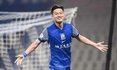 九游娱乐电竞-足球行业猛料：新晋球员积极发挥，展现出众实力