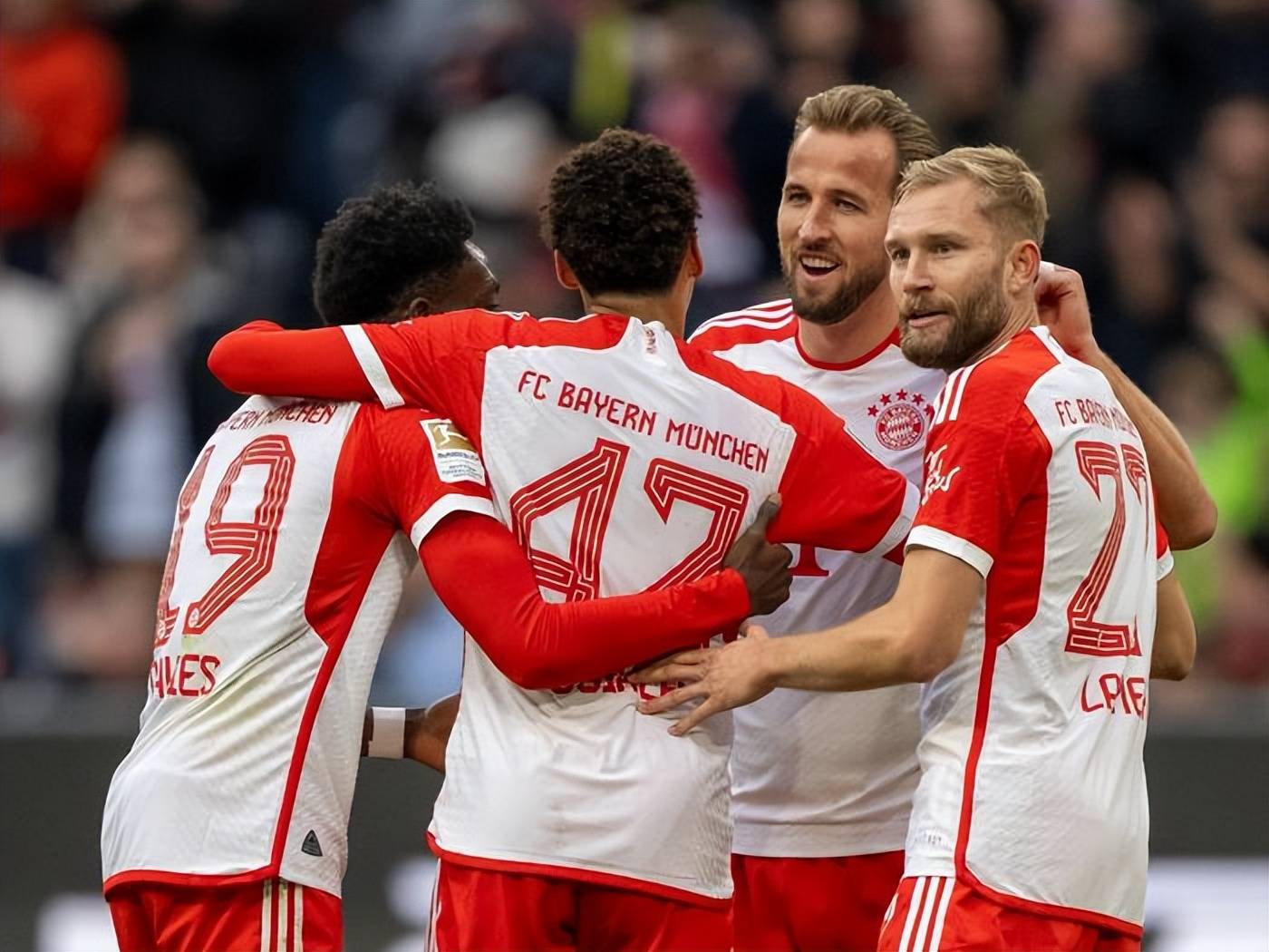 勒沃库森球员状态火热，备战对手慕尼黑巨人