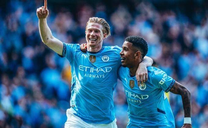 包含强强对话！两支顶级球队将在赛场上交锋！的词条