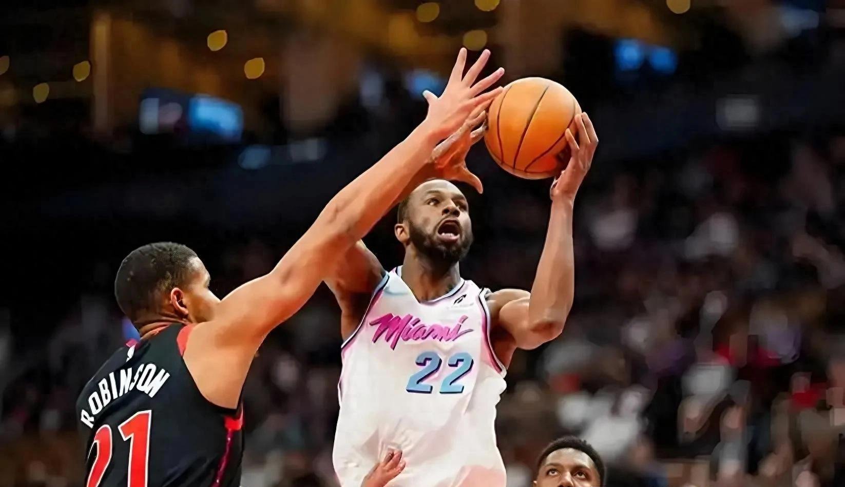 包含热火后卫个人能力爆发，带领球队取得连胜的词条